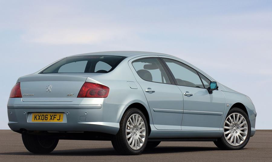  Peugeot 407 2005 года  (фото 32 из 81)